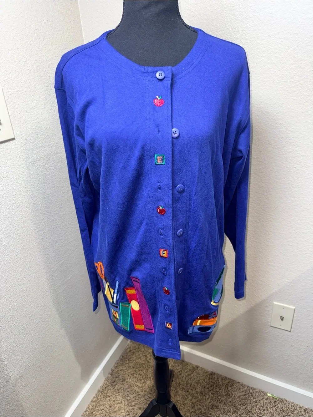 VTG Bechamel Teacher Core School Novelty Embroidered Cardigan S Royal Blue Apple